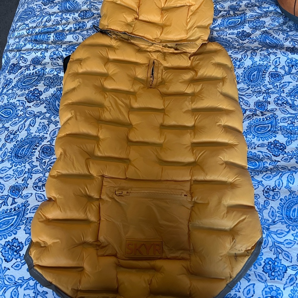 Sky Yellow Dog Quilted Vest with Hood
